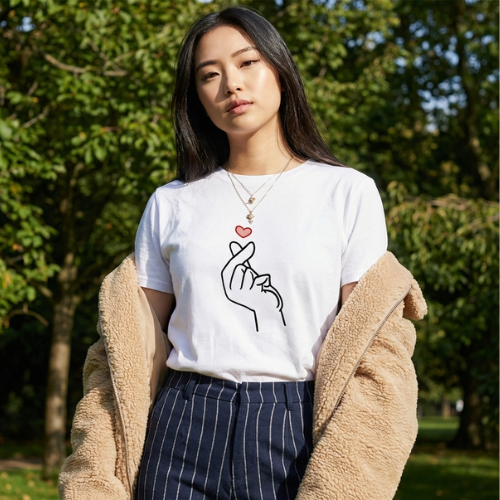 T-shirt Doigt Cœur Coréen