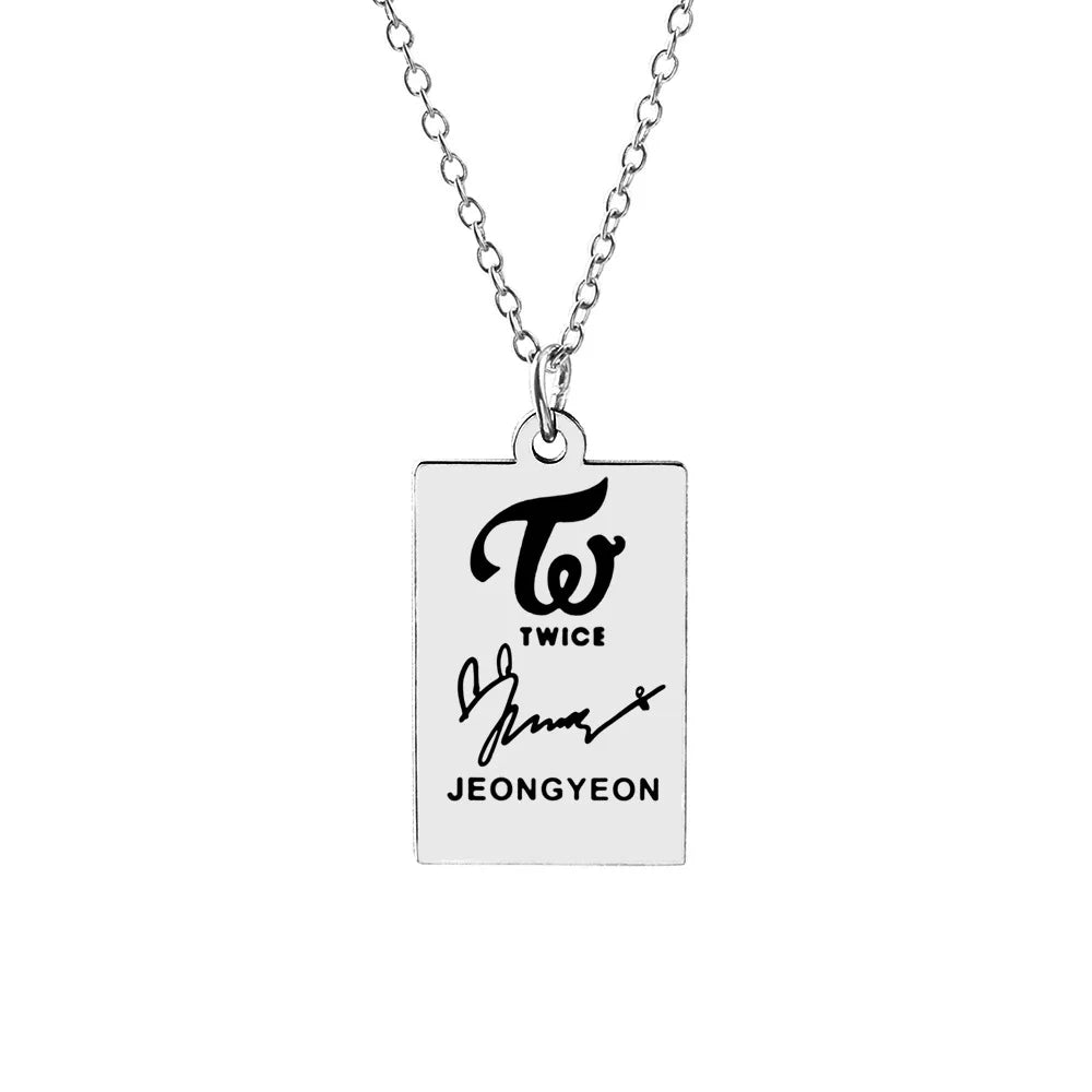 Collier Twice - Jeongyeon