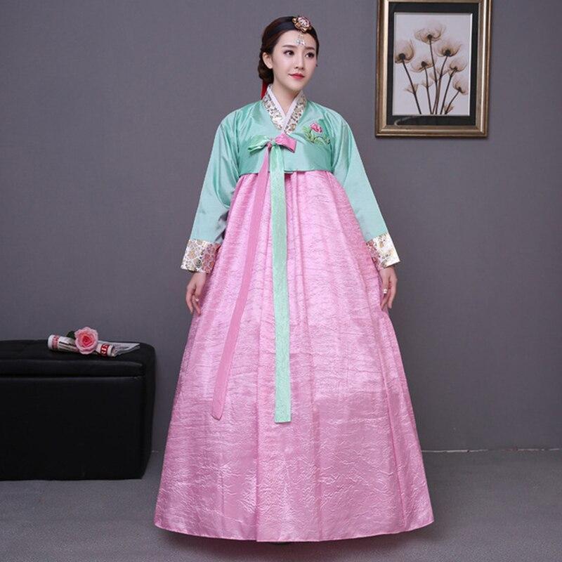 Hanbok Femme Coreen