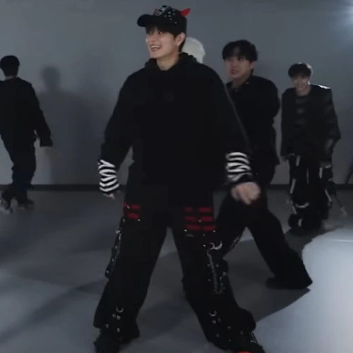 Pantalon Jean Gothique Seungmin - Groupe Stray Kids