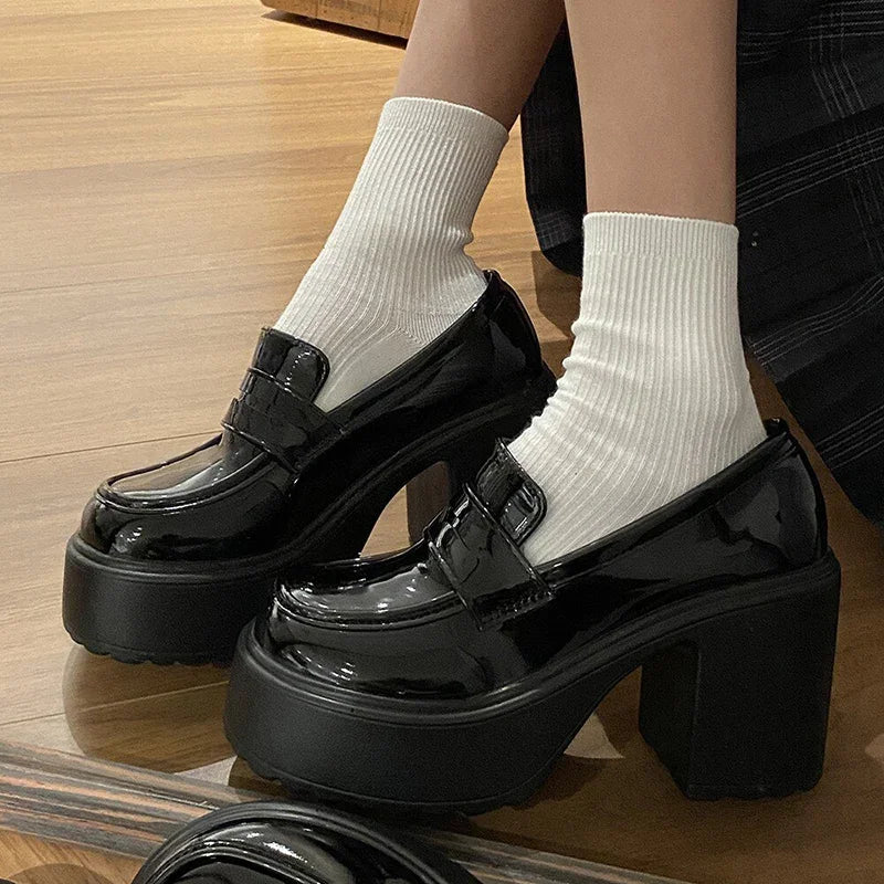 Chaussure coréenne à Talon Carré