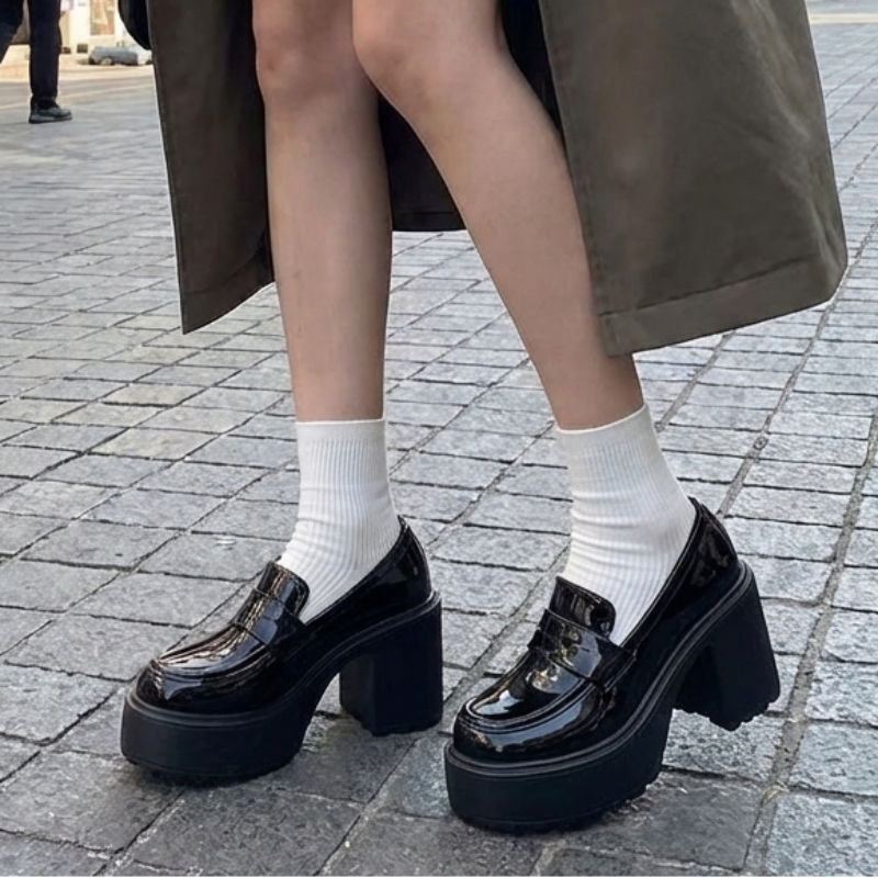 Chaussure coréenne à Talon Carré