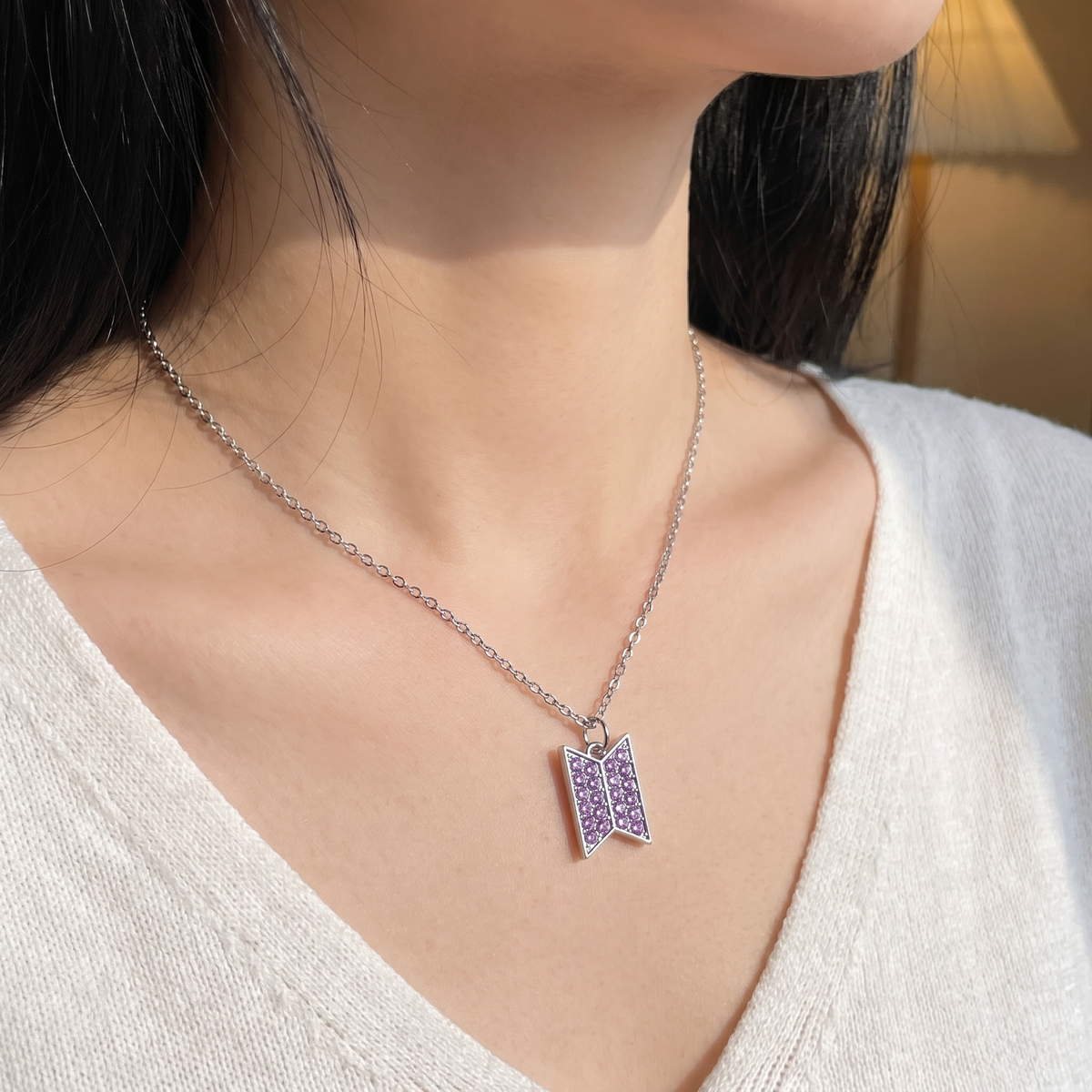Collier BTS Logo