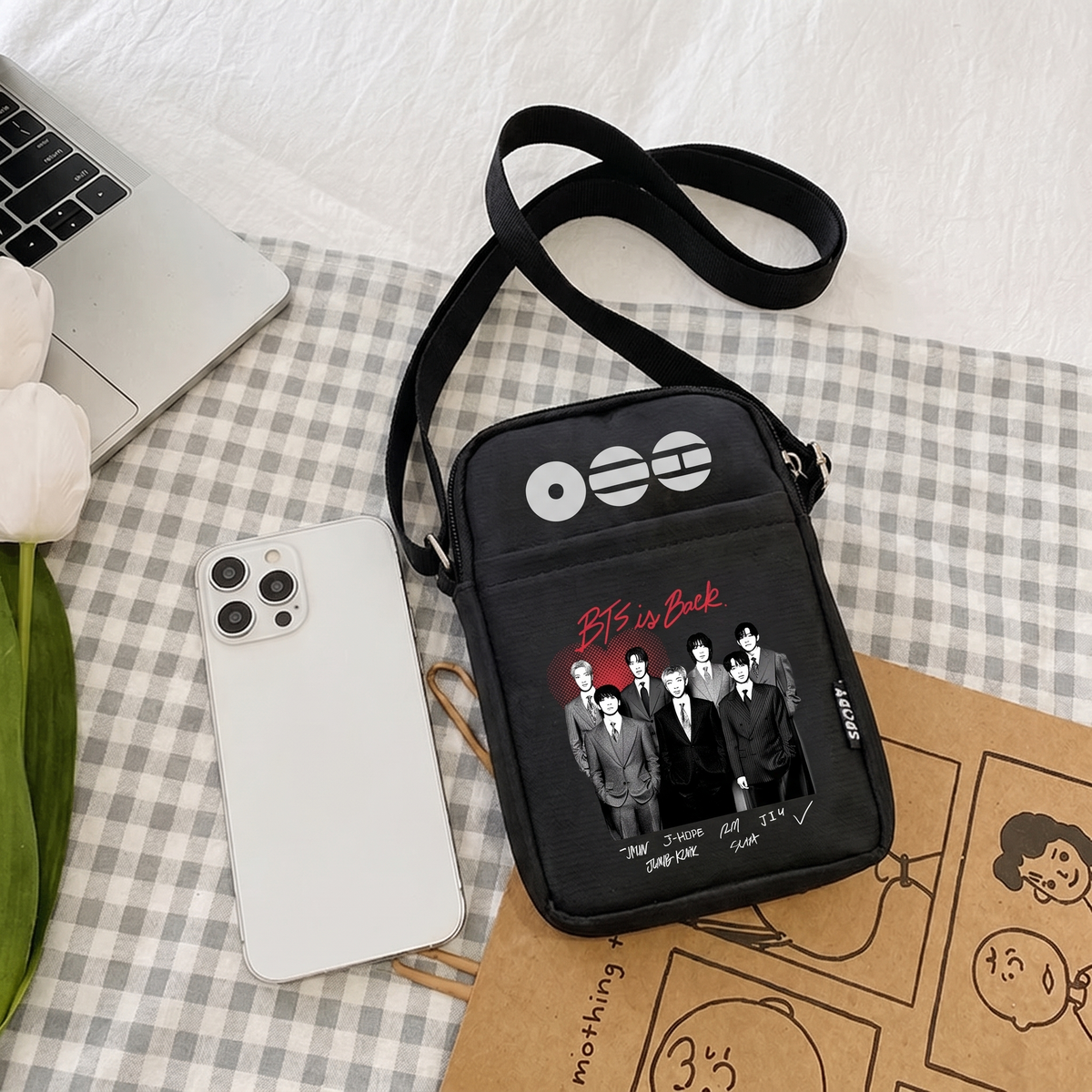 Pochette Téléphone BTS avec Signatures